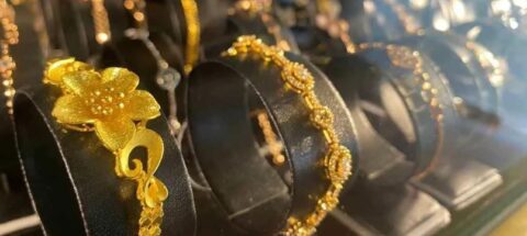 Keuntungan Investasi Emas Perhiasan