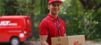 Berapa Gaji Kurir J&T. Setara dengan UMR atau Lebih Rendah? gaji kurir j&t
