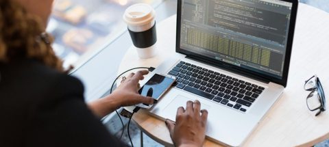 Apakah Latar Belakang Finansial Karyawan Bisa Berpengaruh ke Kinerja