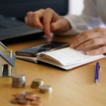 Tips & Panduan Cara Mengatur Keuangan Rumah Tangga